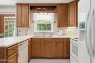 206 Royal Oak Drive, Wilmington, NC 28409 — 4-bedroom waterfront home in Hickory Knoll, Wilmington, NC, photo 18 of 60
