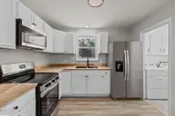 721 Gardenview Drive, Jacksonville, NC 28540 — 3-bedroom home in Northwoods Park, Jacksonville, NC, photo 11 of 55: 11-web-or-mls-721 Gardenview Dr. 18