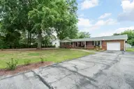 810 Bragg Drive, Wilmington, NC 28409 — 3-bedroom home in Pine Valley Estates, Wilmington, NC, photo 7 of 68: DSC01772