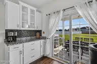 318 Naval Store Drive, Jacksonville, NC 28546 — 5-bedroom home in Onslow Bay, Jacksonville, NC, photo 18 of 47