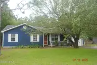 603 Calabash Drive, Hubert, NC 28539 — 3-bedroom home in Timber Ridge, Hubert, NC, photo 1 of 14