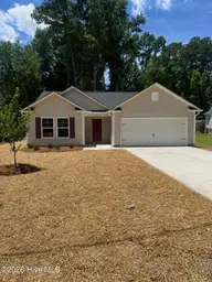 6456 Niblick Road, Grifton, NC 28530 — 3-bedroom home in Country Club Hills, Grifton, NC, photo 1 of 27: 6456 Niblick