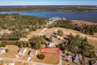 1306 Barkentine Drive, New Bern, NC 28560 — 4-bedroom home in Fairfield Harbour, New Bern, NC, photo 3 of 19
