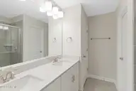 222 Cline Way Unit 134, Beaufort, NC 28516 — 3-bedroom townhome in 1809 Live Oak, Beaufort, NC, photo 19 of 45: Primary Bath