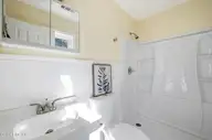 548 Manassas Drive, Wilmington, NC 28409 — 3-bedroom home in Battle Park, Wilmington, NC, photo 18 of 41: 22_548_manassas_dr_022