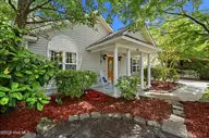 2016 White Road, Wilmington, NC 28411 — 2-bedroom home in Meadowbrook, Wilmington, NC, photo 3 of 30