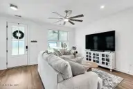 346 Longhill Drive, Wilmington, NC 28412 — 3-bedroom waterfront home in Riverlights, Wilmington, NC, photo 10 of 74