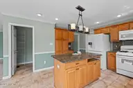 101 New Castle Drive, Jacksonville, NC 28540 — 4-bedroom home in Williamsburg Plantation, Jacksonville, NC, photo 9 of 33