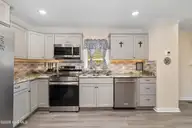803 Maple Street, Elizabeth City, NC 27909 — 3-bedroom home, Elizabeth City, NC, photo 17 of 50: DSC08-19