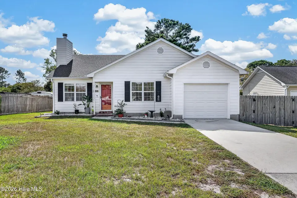 484 Sand Ridge Road, Hubert, NC 28539 — 3-bedroom home in Timber Ridge, Hubert, NC, photo 1 of 37