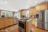 104 Bargate Drive, New Bern, NC 28562 — 3-bedroom home in Hunters Ridge, New Bern, NC, photo 16 of 62: Kitchen