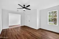 122 E Bayshore Boulevard, Jacksonville, NC 28540 — 3-bedroom home in Bayshore Estates, Jacksonville, NC, photo 6 of 27