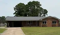 103 Bridle Path Road, Goldsboro, NC 27534 — 3-bedroom home in Anderwood, Goldsboro, NC, photo 1 of 21: IMG_2278