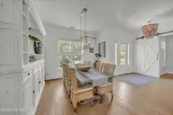 207 Loder Avenue, Wilmington, NC 28409 — 4-bedroom waterfront home in Loder Landing, Wilmington, NC, photo 15 of 72: 010_img_2224_756