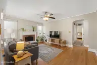 325 N 23rd Street, Wilmington, NC 28405 — 3-bedroom home in Downtown, Wilmington, NC, photo 5 of 32: 5_img_6010