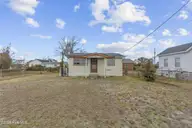 1102 Bay Street, Morehead City, NC 28557 — 2-bedroom home in Morehead City, Morehead City, NC, photo 19 of 23: 13_img_1878