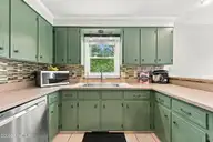 1142 Lakeview Avenue, Richlands, NC 28574 — 3-bedroom home in Willow Spring Lakes, Richlands, NC, photo 19 of 44