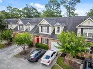 5006 Carleton Drive 26, Wilmington, NC 28403 — 3-bedroom townhome in Carleton Place, Wilmington, NC, photo 7 of 13: 5-web-or-mls-DJI_20250716122344_0223_D