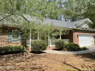504 Shelton Drive, Aberdeen, NC 28315 — 3-bedroom home in Brownwood Estat, Aberdeen, NC, photo 2 of 55: IMG_6081