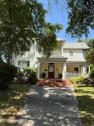801 N Main Street, Tarboro, NC 27886 — 4-bedroom home in Historic District, Tarboro, NC, photo 5 of 61: IMG_9074
