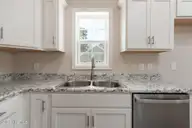 104 Palo Alto Park Drive, Maysville, NC 28555 — 3-bedroom home, Maysville, NC, photo 22 of 59: Kitchen