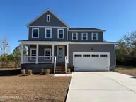 302 E Ivybridge Drive, Hubert, NC 28539 — 4-bedroom waterfront home in Kingsbridge II, Hubert, NC, photo 1 of 39: 302 E Ivybridge Drive