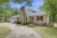 900 Crane Drive, New Bern, NC 28560 — 3-bedroom waterfront home in Fairfield Harbour, New Bern, NC, photo 1 of 65: 2-web-or-mls-0C0A1314
