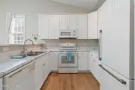 5006 Carleton Drive Unit 146, Wilmington, NC 28403 — 3-bedroom townhome in Carleton Place, Wilmington, NC, photo 23 of 47: 23_DSC06507