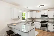 1001 Marston Drive, Jacksonville, NC 28540 — 3-bedroom home in Fieldstone At Haws Run, Jacksonville, NC, photo 10 of 49: 11_1001_marston_dr_011