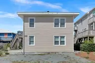 1008 Ocean Boulevard, Topsail Beach, NC 28445 — 8-bedroom waterfront home in New Topsail Beach, Topsail Beach, NC, photo 22 of 51: 3z0NzH6Q