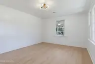 728 Warrior Trail, Whiteville, NC 28472 — 2-bedroom home, Whiteville, NC, photo 17 of 38: Living Room