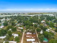 2367 Lake Paula Drive SW, Supply, NC 28462 — 2-bedroom manufactured home in Tanglewood, Supply, NC, photo 18 of 19