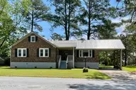 442 Lamont Street, Belhaven, NC 27810 — 3-bedroom home, Belhaven, NC, photo 2 of 52: IMG_9670