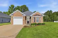 113 Brant Court, Elizabeth City, NC 27909 — 3-bedroom waterfront home in Pelican Pointe Village, Elizabeth City, NC, photo 4 of 44