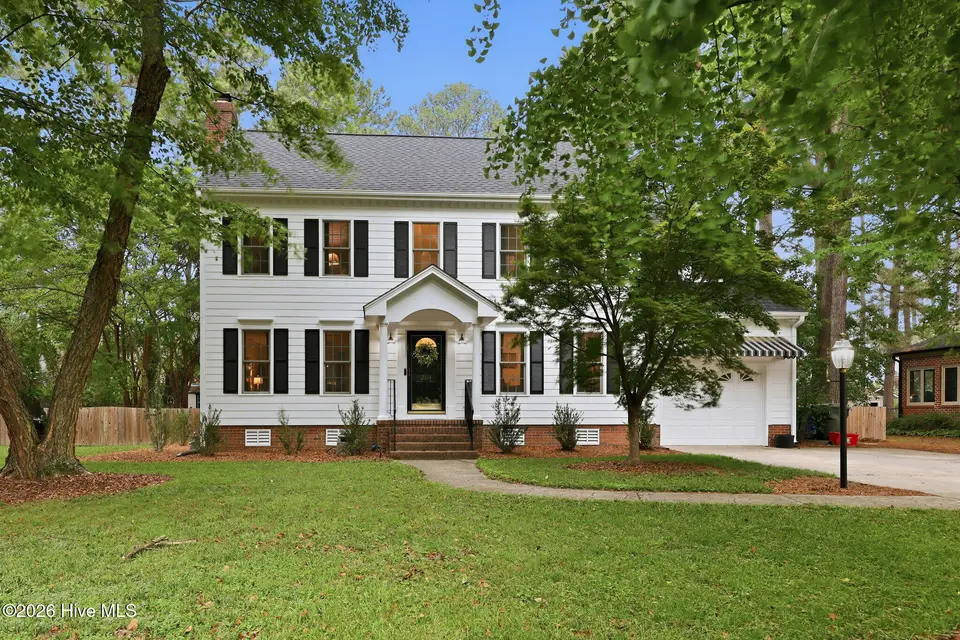 2114 Chelsea Drive NW, Wilson, NC 27896 — 3-bedroom home in Woodridge, Wilson, NC, photo 1 of 49: Front
