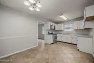 2042 Derby Run Road, Jacksonville, NC 28546 — 3-bedroom home in Foxhorn Village, Jacksonville, NC, photo 17 of 37: 14-web-or-mls-2042 Derby Run 27