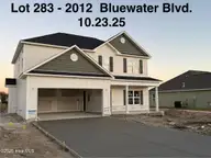 2012 Bluewater Boulevard, New Bern, NC 28562 — 4-bedroom home in Bluewater Rise, New Bern, NC, photo 5 of 14: IMG_3180