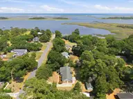 206 Royal Oak Drive, Wilmington, NC 28409 — 4-bedroom waterfront home in Hickory Knoll, Wilmington, NC, photo 6 of 60
