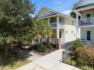 617 S 5th Avenue, Wilmington, NC 28401 — 3-bedroom home in Downtown, Wilmington, NC, photo 1 of 51