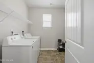 304 Mizzen Way, Elizabeth City, NC 27909 — 3-bedroom home in Tooley Harbor, Elizabeth City, NC, photo 15 of 44: Laundry Room