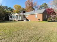 2001 Reges Store Road, Nashville, NC 27856 — 3-bedroom home in Rolling Acres, Nashville, NC, photo 2 of 18: IMG_8067
