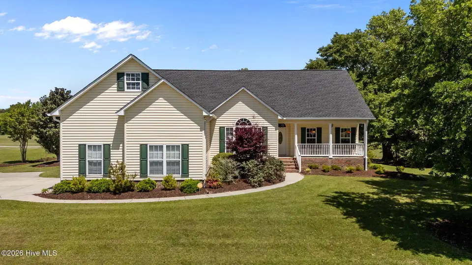 908 Taberna Circle, New Bern, NC 28562 — 3-bedroom home in Taberna, New Bern, NC, photo 1 of 77: 3-web-or-mls-DJI_20260423134221_0028_D