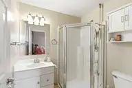 209 Mcrae Street, Wilmington, NC 28401 — 3-bedroom home in Downtown, Wilmington, NC, photo 23 of 35: 07masterbath