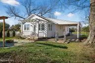 16 Ward Street, Jacksonville, NC 28540 — 2-bedroom home, Jacksonville, NC, photo 18 of 20: 04_16_Ward_St_Jacksonville_NC_28540_USA-