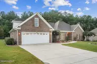 306 S Merganser Drive, Pikeville, NC 27863 — 3-bedroom home in Mallard Pointe, Pikeville, NC, photo 2 of 59: 04-306 S Merganser Dr-4