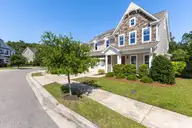 728 Antler Drive, Wilmington, NC 28409 — 5-bedroom home in Melton Oaks, Wilmington, NC, photo 3 of 52