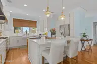 111 Riverside Avenue, Morehead City, NC 28557 — 5-bedroom waterfront home in Morehead Bluffs, Morehead City, NC, photo 9 of 53: 18-web-or-mls-1S3A8504