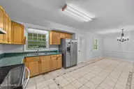 403 Oakwood Avenue, Jacksonville, NC 28546 — 4-bedroom home in Brynn Marr, Jacksonville, NC, photo 12 of 42