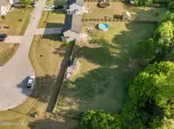 202 Bonanza Drive, Richlands, NC 28574 — 4-bedroom home in Cow Horn Village, Richlands, NC, photo 15 of 50: 18-web-or-mls-18