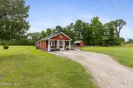 18791 Us Hwy 421, Willard, NC 28478 — 2-bedroom home, Willard, NC, photo 3 of 38: 2_img_4854